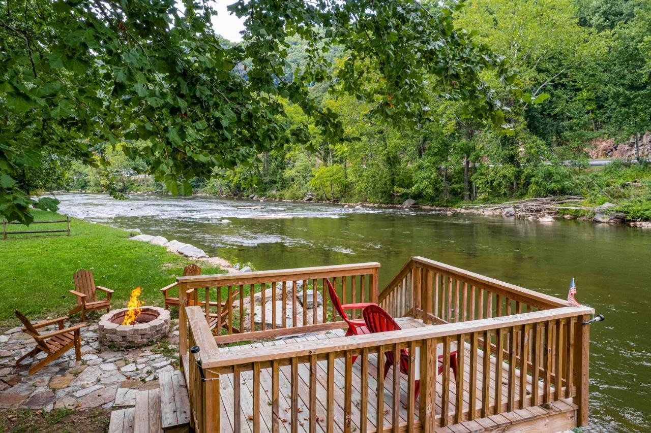 Full Stream Ahead Villa Whittier Екстериор снимка